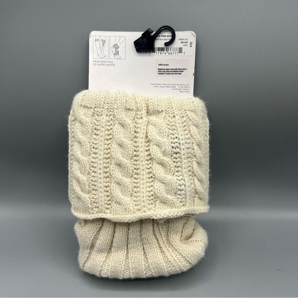 Mixit Cream Cable Button Knit Boot Topper - Picture 2 of 3